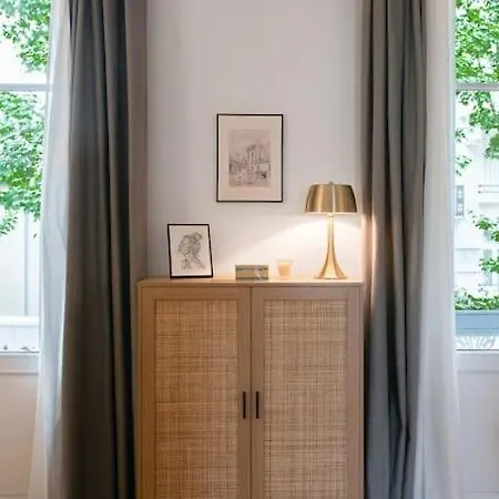 Apartment Le Cocon Art - Proche Thermes - Centre - Au Calme *