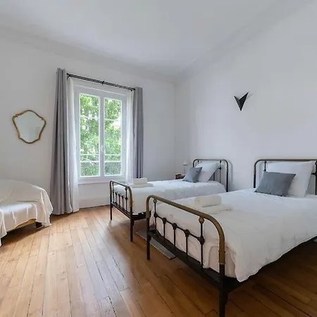 Apartment Le Cocon Art - Proche Thermes - Centre - Au Calme Vichy